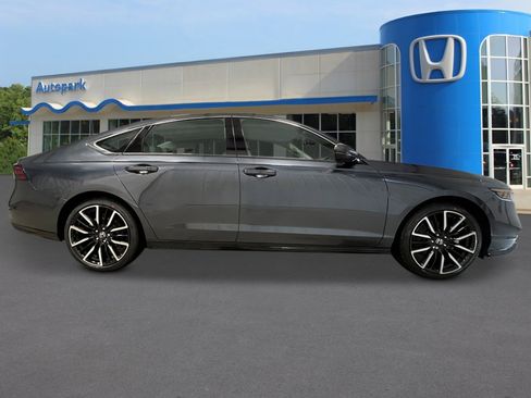 New 2026 Honda Accord Touring image 8
