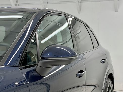 New 2026 Porsche Cayenne AWD/4WD image 19