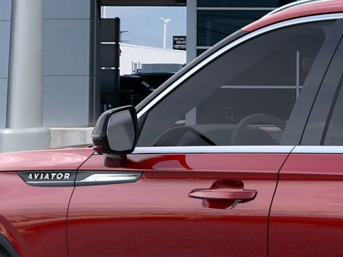 New 2026 Lincoln Aviator AWD image 20