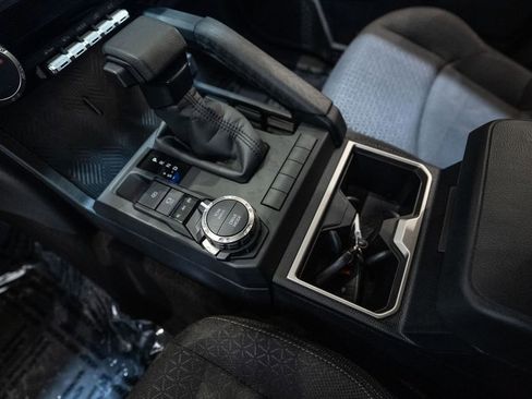 Certified 2025 Toyota 4Runner SR5 image 17