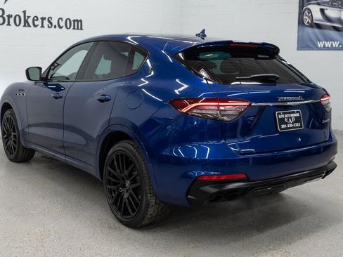 Used 2022 Maserati Levante Modena image 36