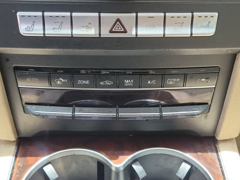 Used 2014 Mercedes-Benz E 350 Cabriolet image 23