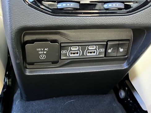 Certified 2024 Jeep Grand Cherokee Limited image 20