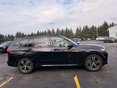 Used 2022 BMW X7 xDrive40i w/ M Sport Package AWD/4WD image 4