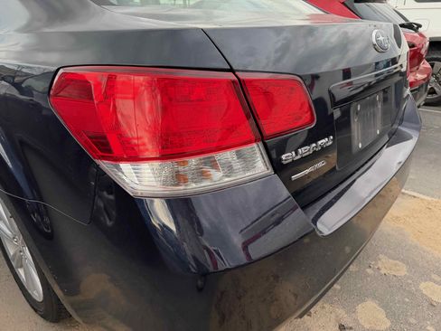 Used 2012 Subaru Legacy 2.5i Premium image 11