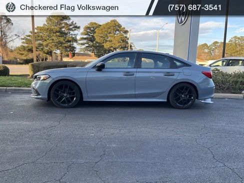 Used 2023 Honda Civic Sport image 5