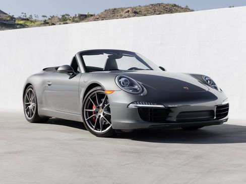 Used 2016 Porsche 911 Carrera S image 9