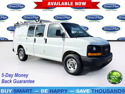 Used 2017 GMC Savana 2500 RWD image 1