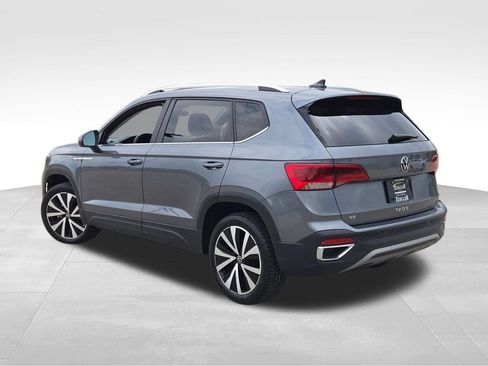 Used 2024 Volkswagen Taos SE FWD image 13