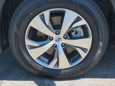 Used 2023 Subaru Ascent Premium w/ Convenience Package AWD/4WD image 26