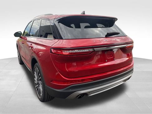 Used 2022 Lincoln Corsair Reserve w/ Elements Package image 21