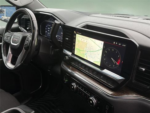 Used 2022 GMC Sierra 1500 Elevation image 23