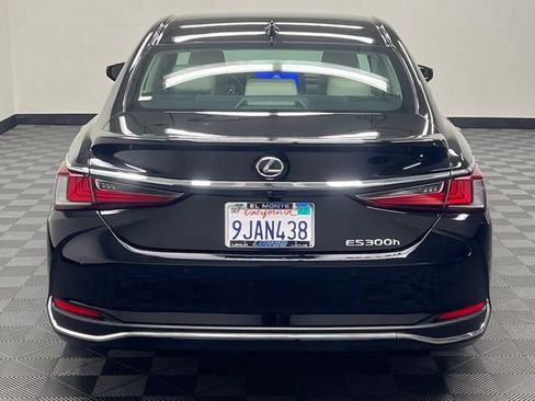Certified 2024 Lexus ES 300h w/ Premium Package FWD image 6