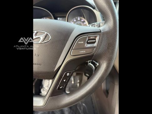 Used 2017 Hyundai Santa Fe Sport image 30