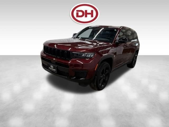 Used 2025 Jeep Grand Cherokee L Altitude AWD/4WD image 8