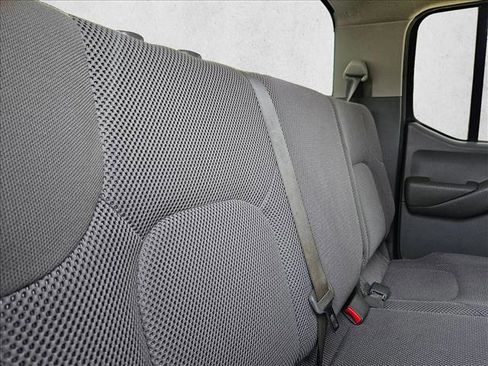 Used 2017 Nissan Frontier SV image 20