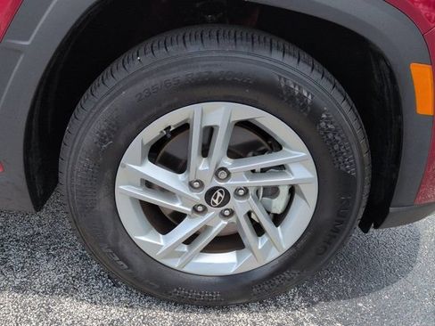 Certified 2025 Hyundai Tucson SE FWD image 11