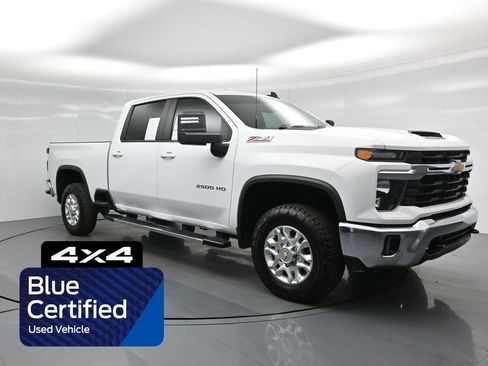 Used 2024 Chevrolet Silverado 2500 LT image 1
