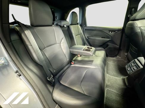 Used 2026 Subaru Forester Limited image 31