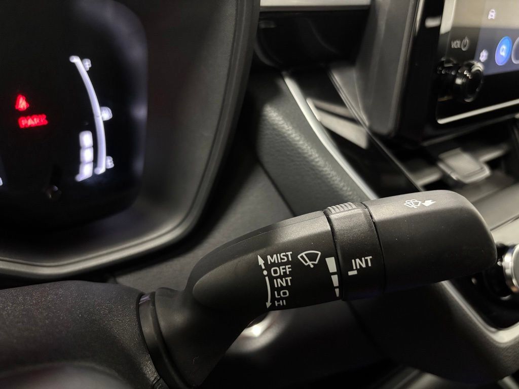 Used 2026 Toyota Corolla SE FWD image 22