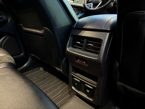 Used 2018 Ford Edge Sport w/ Equipment Group 401A image 29