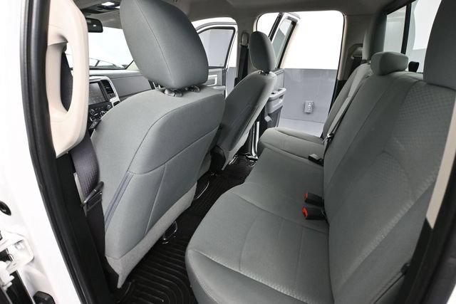 Used 2017 RAM 1500 Classic SLT AWD/4WD image 27