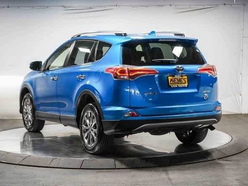 Certified 2018 Toyota RAV4 Limited image 3