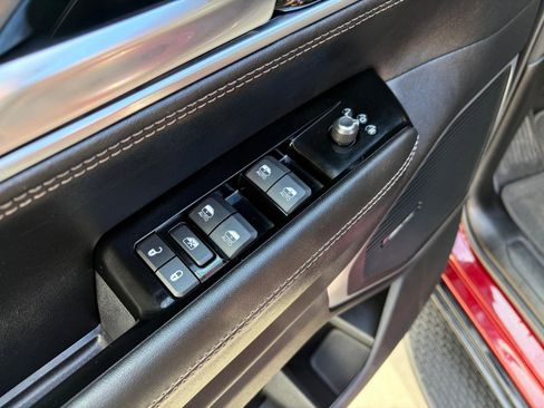 Used 2024 Jeep Wagoneer Series II image 12