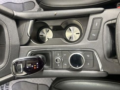 Used 2024 Cadillac XT6 Luxury w/ LPO, Floor Liner Package image 20