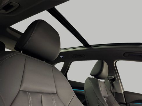 Used 2025 Audi Q5 Premium w/ Convenience Package AWD/4WD image 17