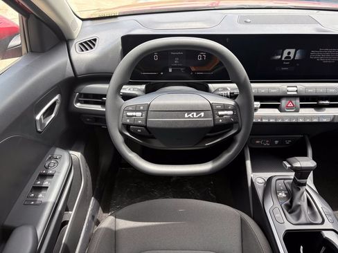 New 2026 Kia K4 FWD image 16