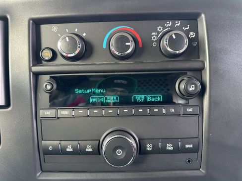 Used 2025 Chevrolet Express 2500 Extended w/ Communications Package image 31