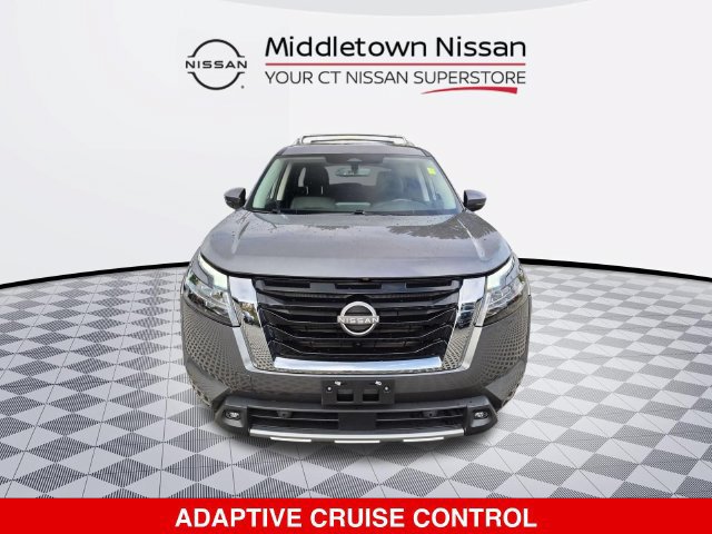 Used 2023 Nissan Pathfinder SL AWD/4WD image 9