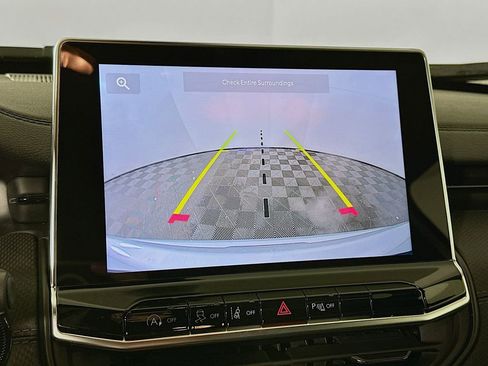 New 2026 Jeep Compass Limited image 18