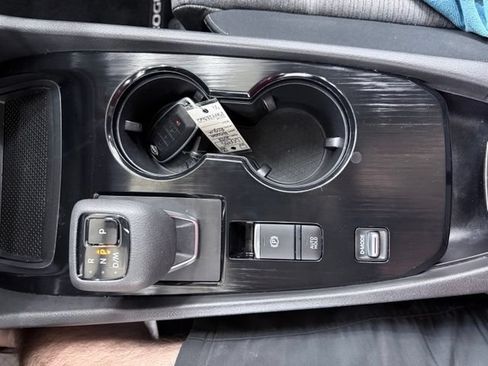 Used 2023 Nissan Rogue SV FWD image 25