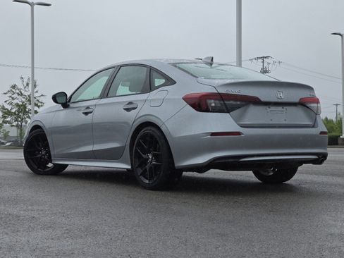 Used 2025 Honda Civic Sport image 13