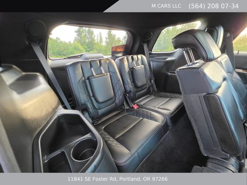 Used 2016 Ford Explorer Platinum AWD/4WD image 32