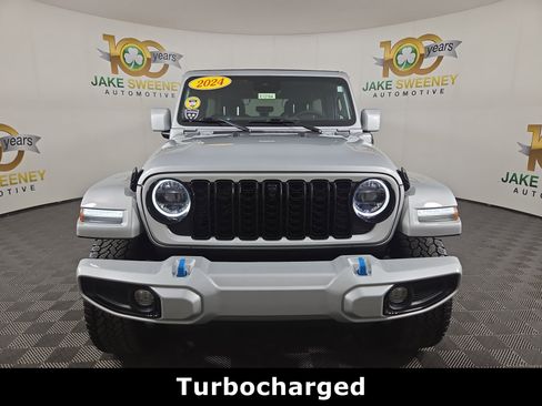Used 2024 Jeep Wrangler High Altitude image 3