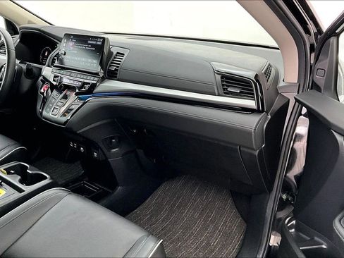 Used 2025 Honda Odyssey Touring image 21