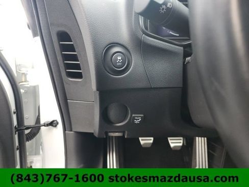 Used 2024 Nissan Z Performance w/ Floor Mat Package RWD image 19