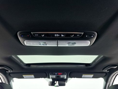 Used 2023 Kia Telluride EX X-Line AWD/4WD image 24