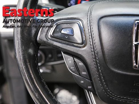 Used 2019 Lincoln MKZ Premiere FWD image 15