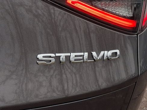 New 2025 Alfa Romeo Stelvio Sprint w/ Veloce Package image 25