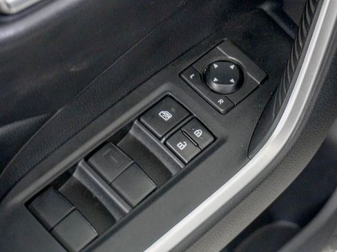 Used 2019 Toyota RAV4 XLE w/ All Weather Liner Package image 18