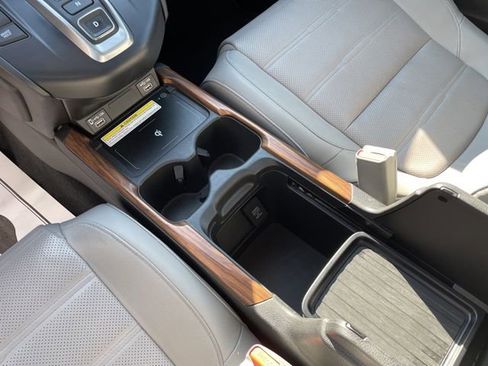 Used 2021 Honda CR-V Touring image 9