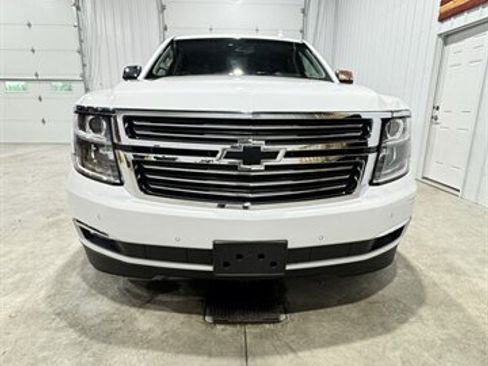 Used 2019 Chevrolet Tahoe Premier AWD/4WD image 4