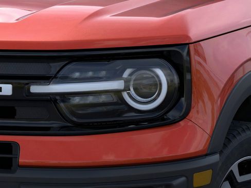 New 2024 Ford Bronco Sport Outer Banks w/ Tech Package image 18