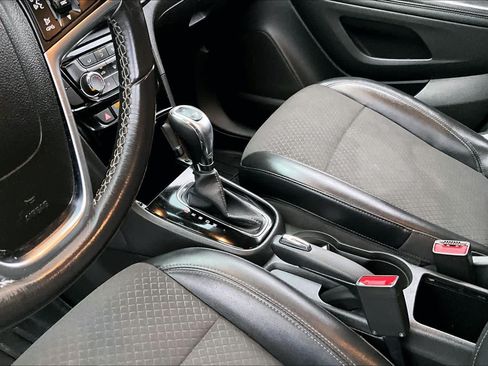 Used 2019 Buick Encore Preferred FWD image 16