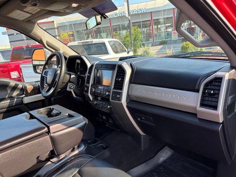 Used 2019 Ford F250 Lariat w/ Chrome Package AWD/4WD image 26