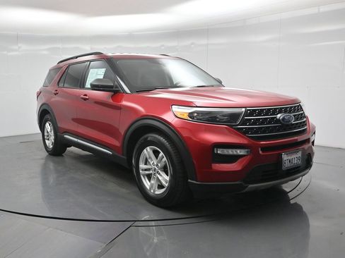 Certified 2021 Ford Explorer XLT image 53